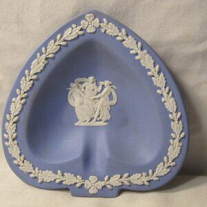 Vintage Wegdwood England Wedgwood Blue Jasperware : 4" Heart-Shaped Ring Dish